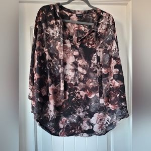 Torrid tie neck top 2X